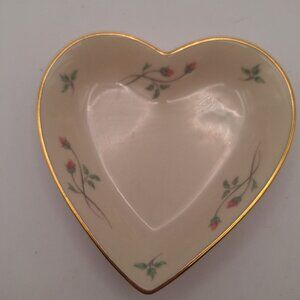 LENOX ROSE MANOR HEART SHAPE 24K GOLD TRIM TRINKET/CANDY DISH FLORAL USA